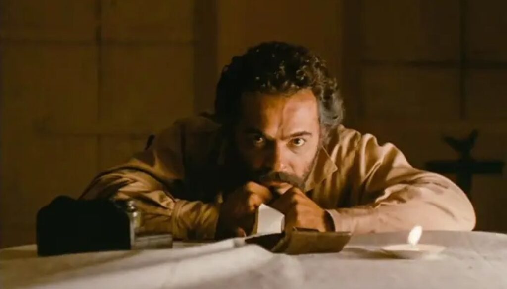 Othon Bastos em cena de "São Bernardo", filme de Leon Hirszman (1972)