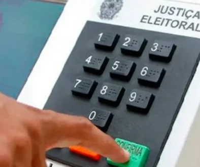 Manifesto por uma nova etapa da vida política brasileira