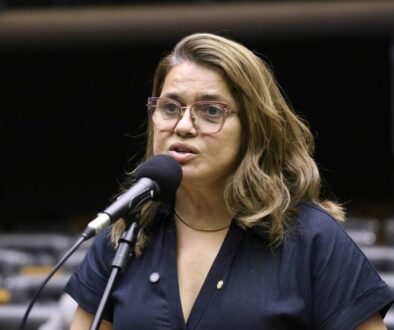 Dep. Helena da Asatur (MDB - RR) - Kayo Magalhães / Câmara dos Deputados... Leia mais em https://www.cartacapital.com.br/politica/justica-torna-deputada-federal-inelegivel-por-compra-de-votos-em-2024/. O conteúdo de CartaCapital está protegido pela legislação brasileira sobre direito autoral. Essa defesa é necessária para manter o jornalismo corajoso e transparente de CartaCapital vivo e acessível a todos