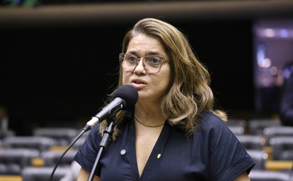 Dep. Helena da Asatur (MDB - RR) - Kayo Magalhães / Câmara dos Deputados... Leia mais em https://www.cartacapital.com.br/politica/justica-torna-deputada-federal-inelegivel-por-compra-de-votos-em-2024/. O conteúdo de CartaCapital está protegido pela legislação brasileira sobre direito autoral. Essa defesa é necessária para manter o jornalismo corajoso e transparente de CartaCapital vivo e acessível a todos